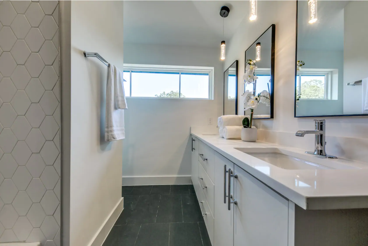 达拉斯核心区优质Airbnb别墅投资 浴室