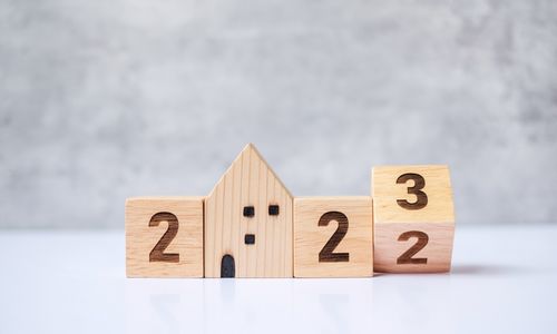 千禧一代購(gòu)房困境：高房?jī)r(jià)、工資停滯