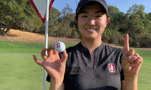 天才华裔少女征服全美：斯坦福全奖、高尔夫首秀夺冠！