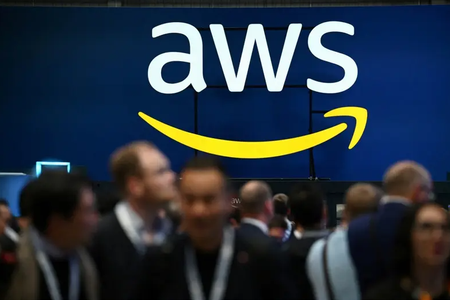 音档外流，亚马逊 AWS 首席执行官在与员工谈话中称：AI 很快会取代“这一职业”