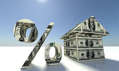 川普新关税收入突破2000亿！美国最高法院审理关键一案，争议焦点何在？